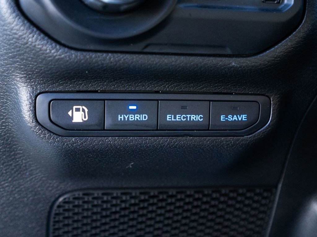 Used 2021 Jeep Wrangler Unlimited Sahara w/ Dual Top Group image 26