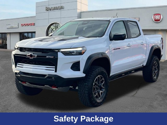 Used 2023 Chevrolet Colorado ZR2 w/ ZR2 Convenience Package III AWD/4WD image 3