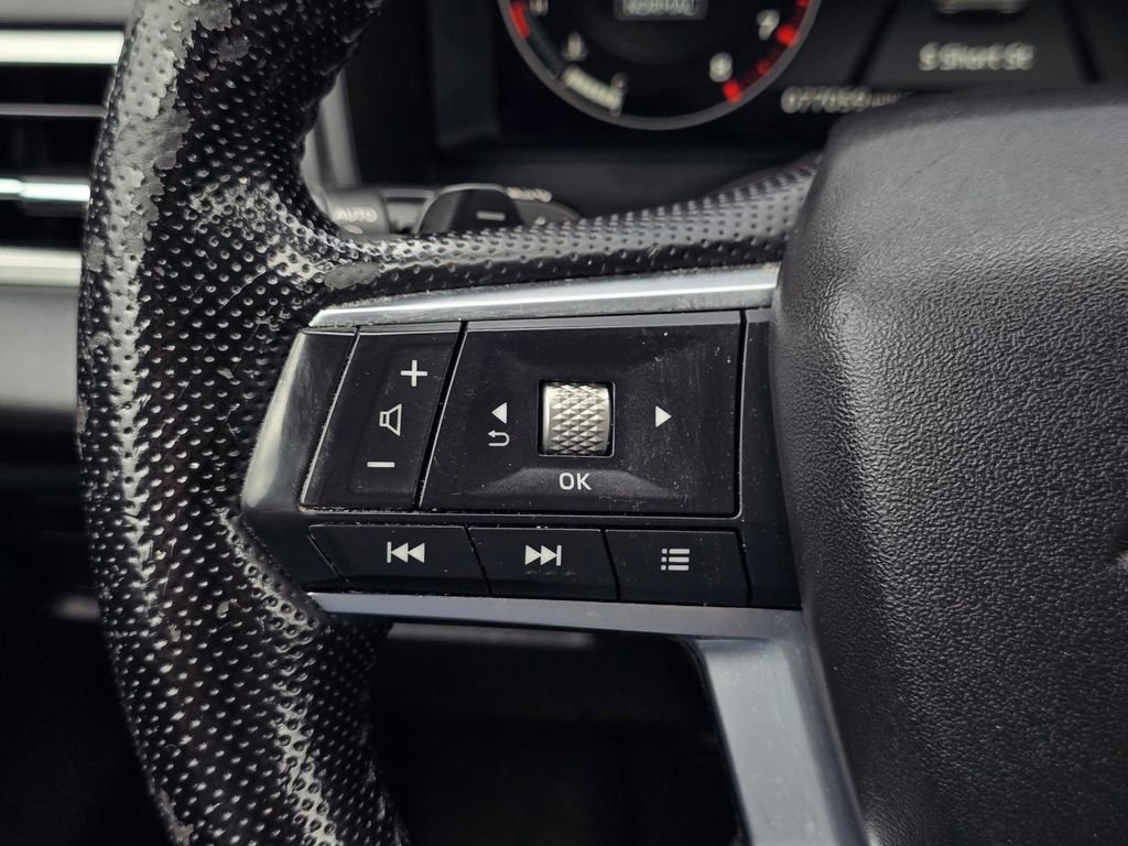 Used 2022 Mitsubishi Outlander SEL FWD image 17