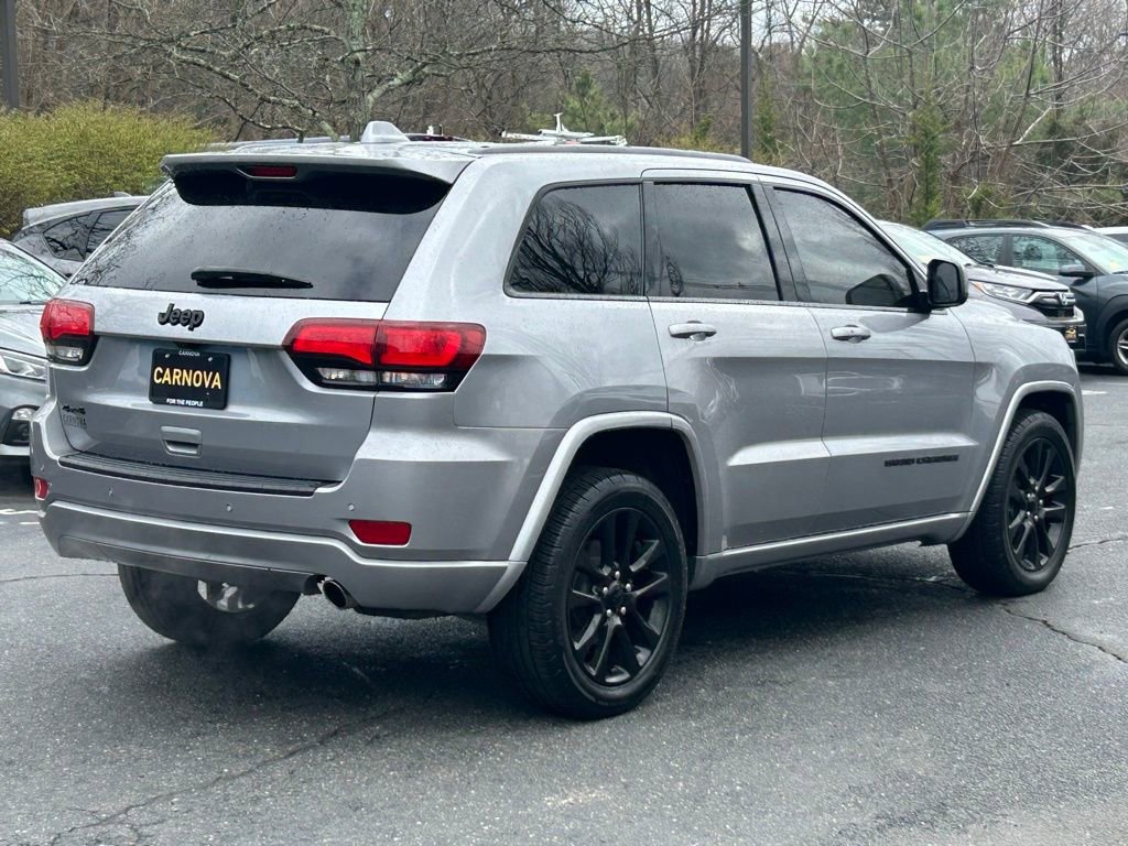 Used 2019 Jeep Grand Cherokee Altitude AWD/4WD image 7