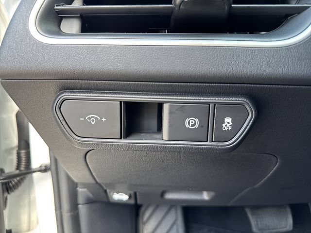 New 2026 Kia K4 FWD image 34