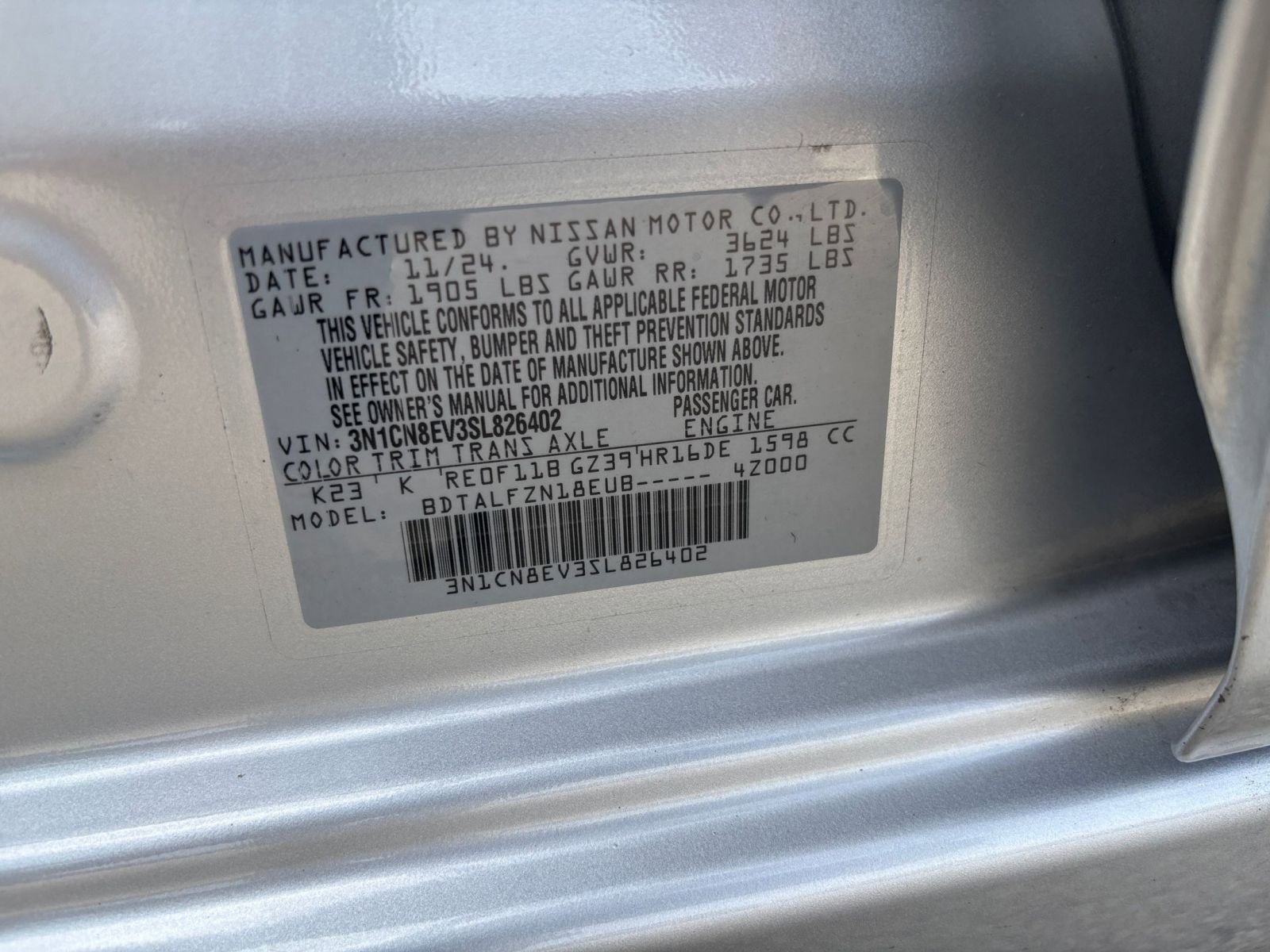 Used 2025 Nissan Versa SV image 27