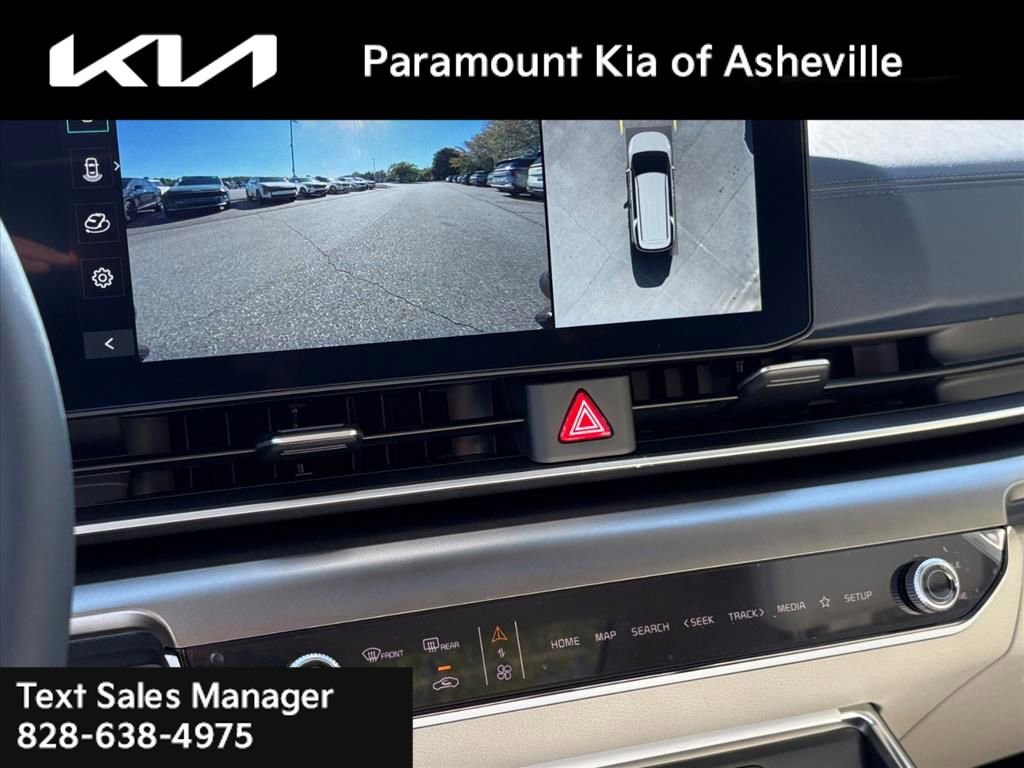 New 2026 Kia Carnival SX w/ SX Dark Edition Package image 11