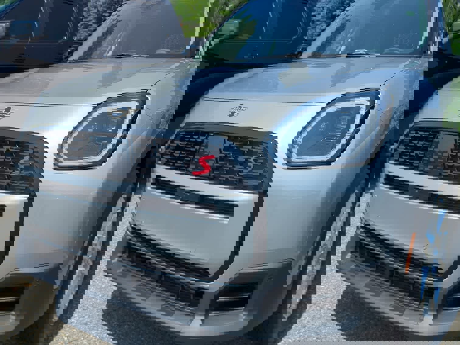 Used 2025 MINI Cooper Countryman S w/ Comfort Package Max image 4