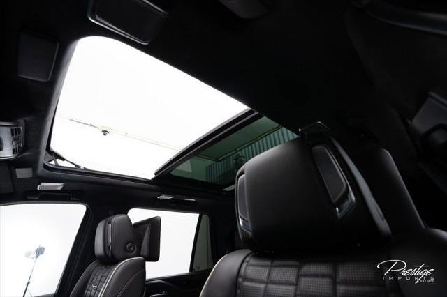 Used 2023 Cadillac Escalade V AWD/4WD image 31