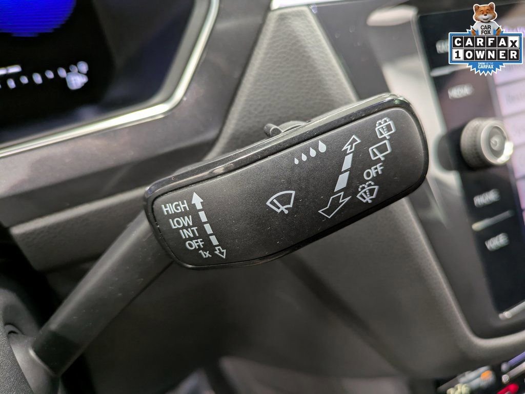 Used 2022 Volkswagen Tiguan SE R-Line image 20