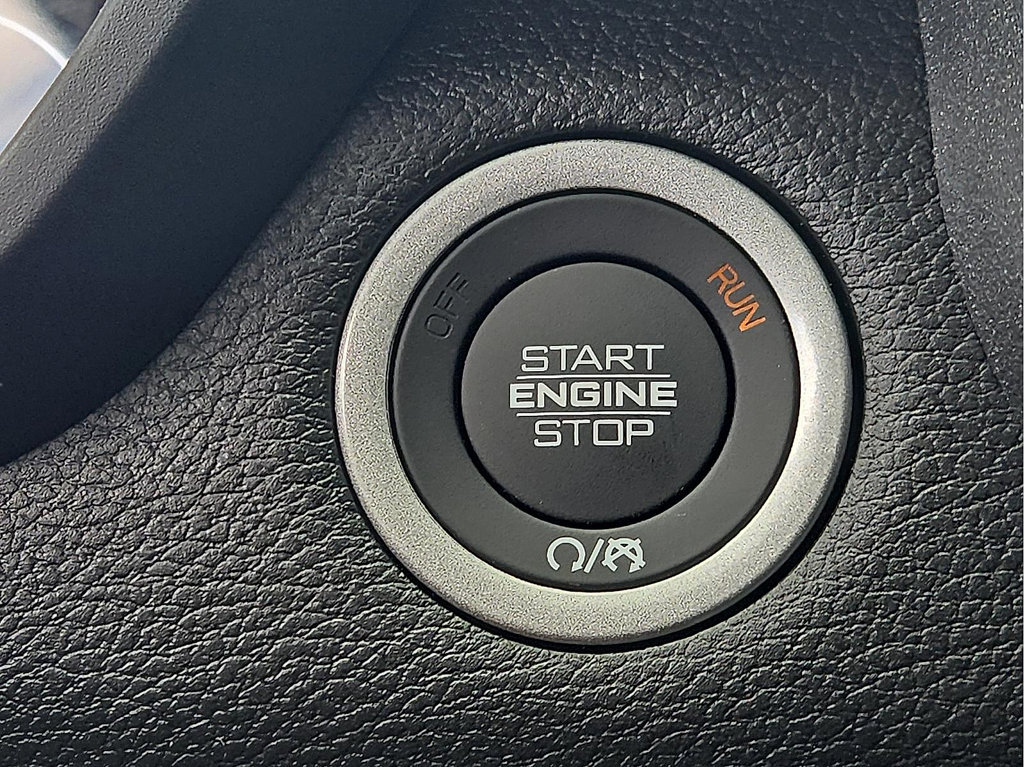 New 2025 RAM 1500 Warlock AWD/4WD image 14