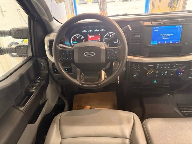 Used 2023 Ford F250 XL w/ XL Chrome Package RWD image 21