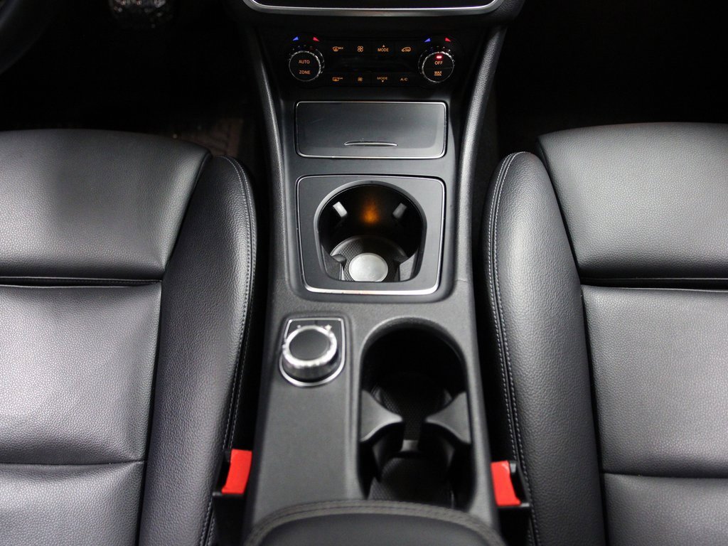 Used 2018 Mercedes-Benz GLA 250 4MATIC image 16