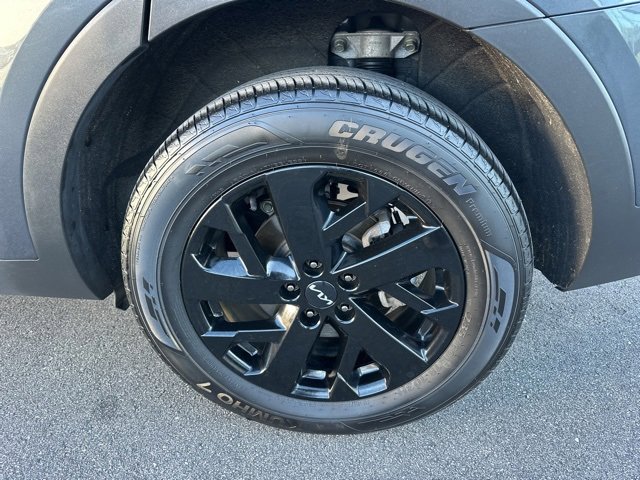 Used 2023 Kia Sorento S w/ Panoramic Sunroof Package image 33