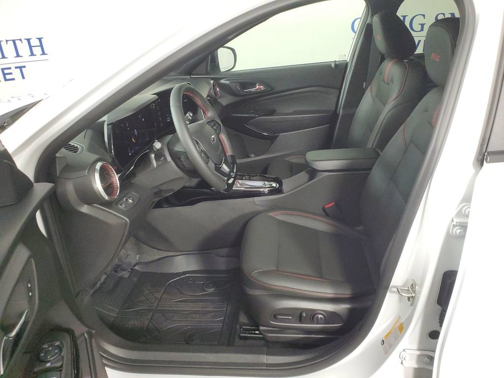 New 2026 Chevrolet Trax RS w/ Driver Confidence Package FWD image 10