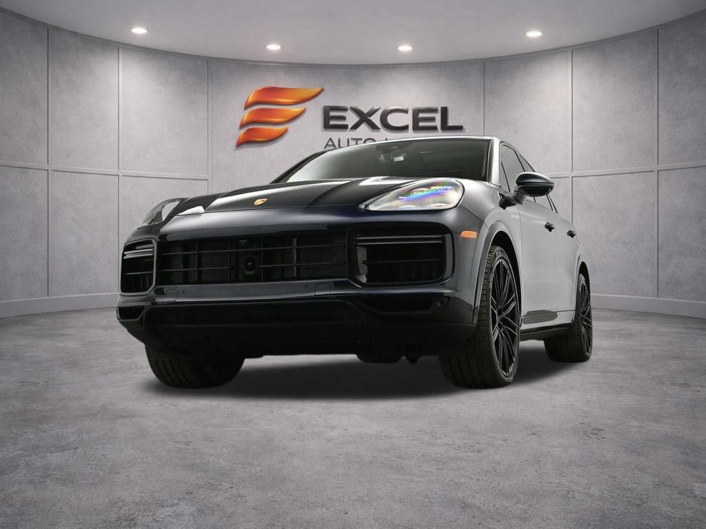 Used 2021 Porsche Cayenne Turbo w/ Premium Package Plus image 59