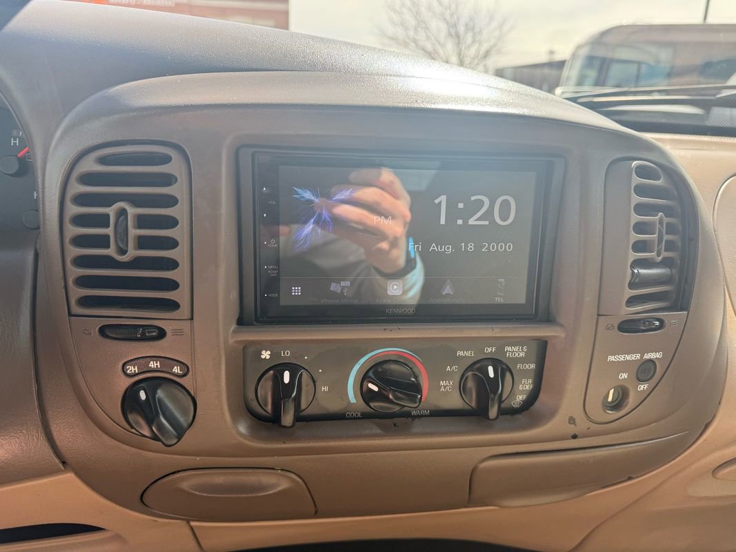 Used 1999 Ford F150 XLT image 18