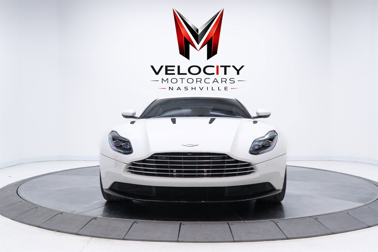 Used 2018 Aston Martin DB11 V12 image 3