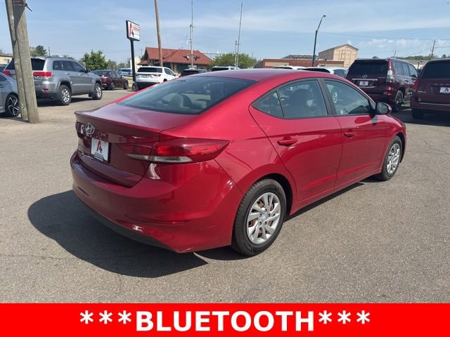 Used 2018 Hyundai Elantra SE FWD image 3