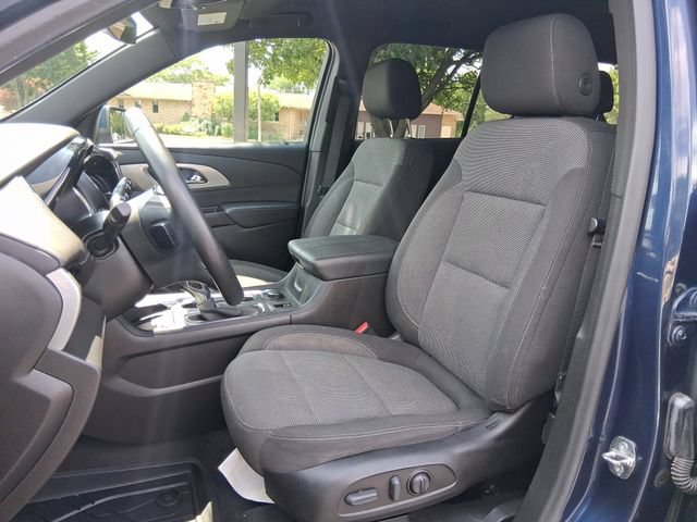 Used 2023 Chevrolet Traverse LT w/ LPO, Floor Liner Package AWD/4WD image 12