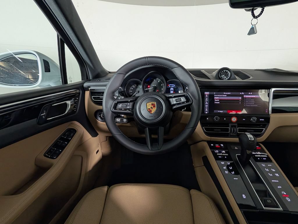 New 2026 Porsche Macan AWD/4WD image 22