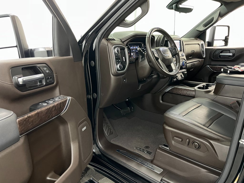 Certified 2022 GMC Sierra 2500 Denali w/ Denali Ultimate Package image 28