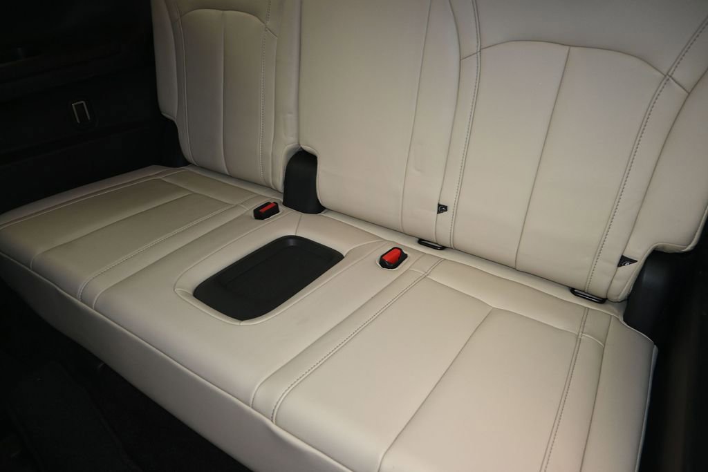 Certified 2023 INFINITI QX60 Luxe w/ Vision Package FWD image 17