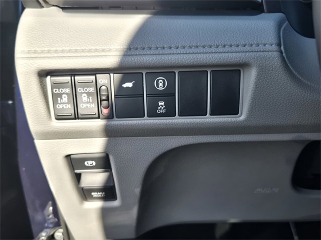 Used 2023 Honda Odyssey EX-L image 25