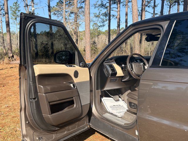 Used 2018 Land Rover Range Rover Sport HSE image 14