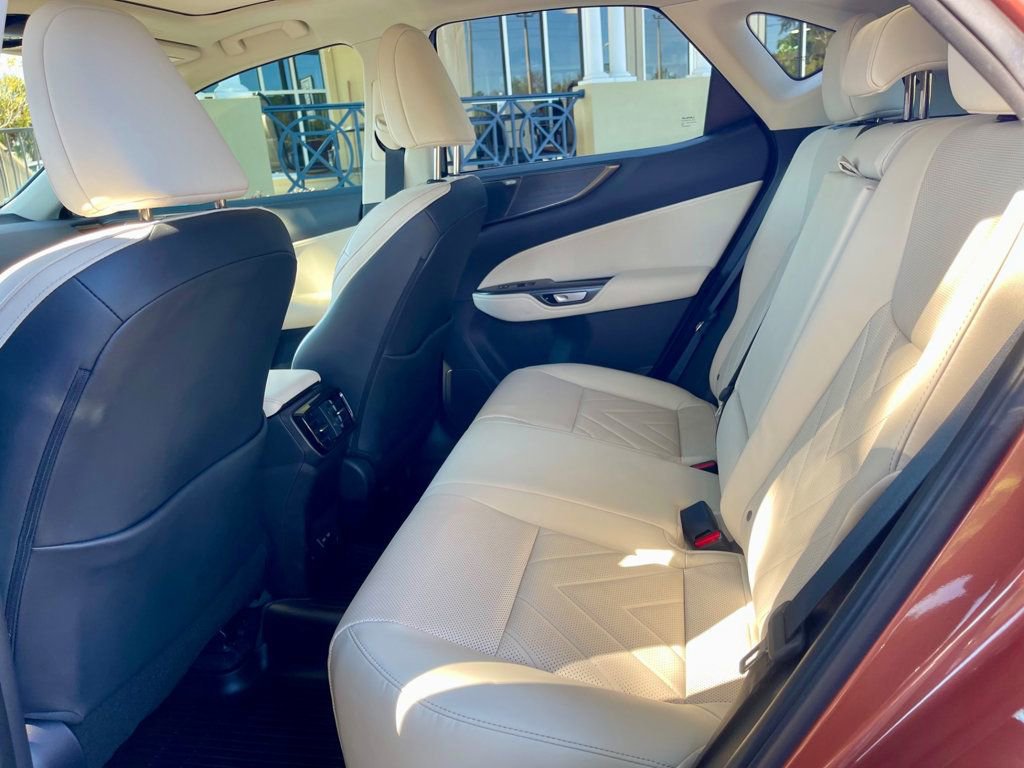 Used 2025 Lexus NX 350 AWD w/ Luxury Package image 12
