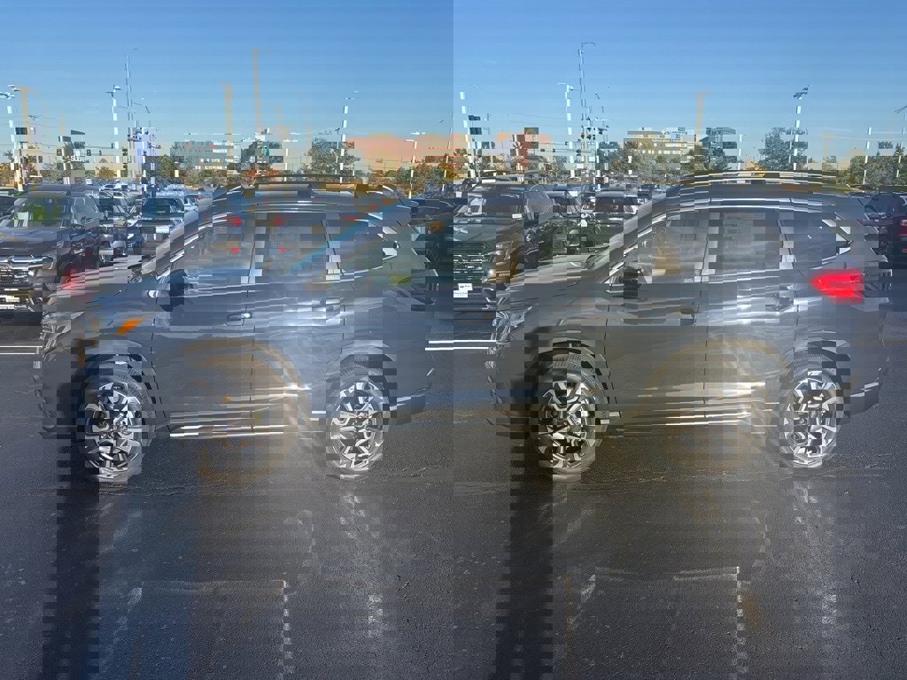 New 2025 Subaru Ascent Limited image 6