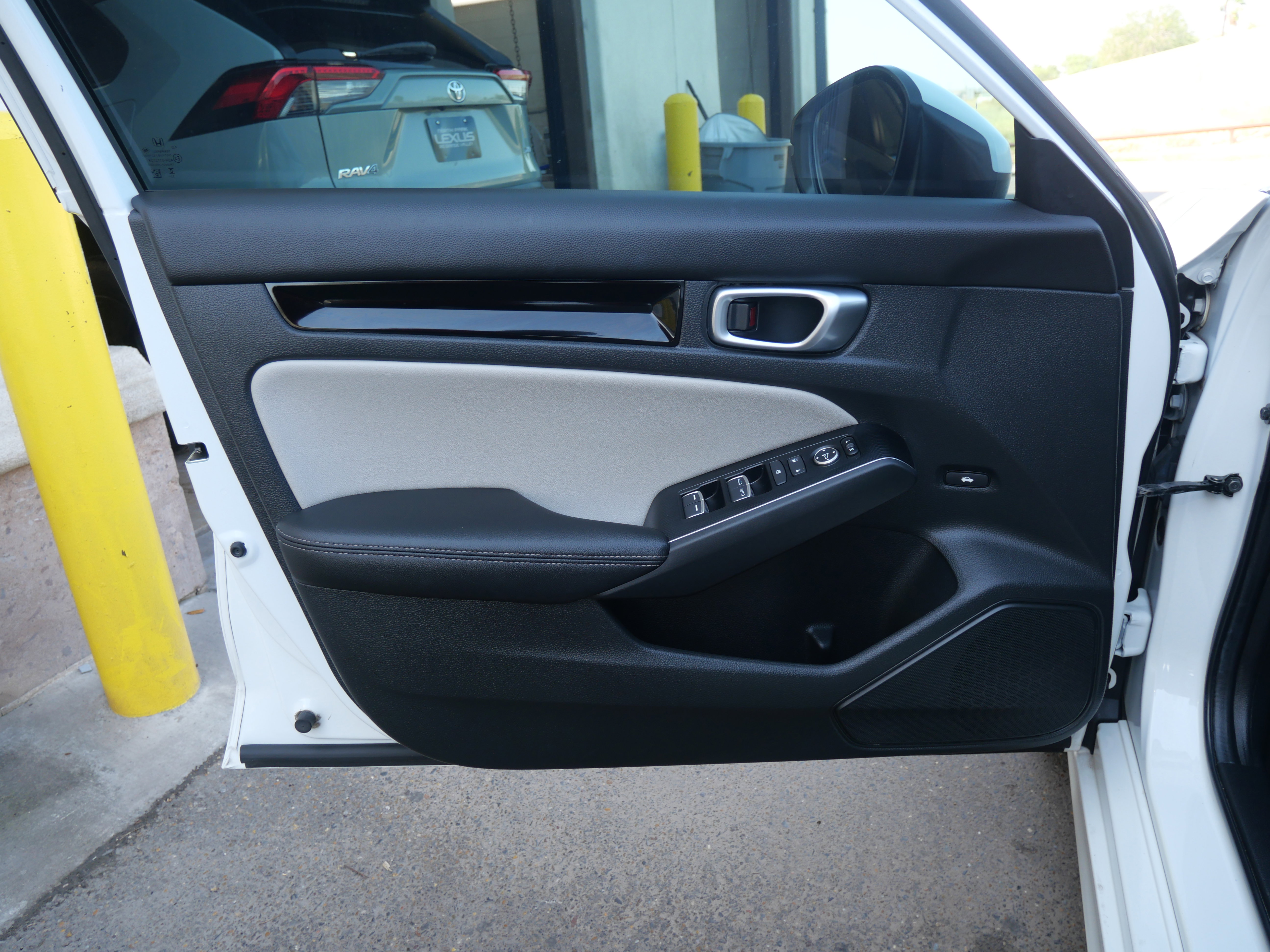 Used 2024 Honda Civic Touring image 16