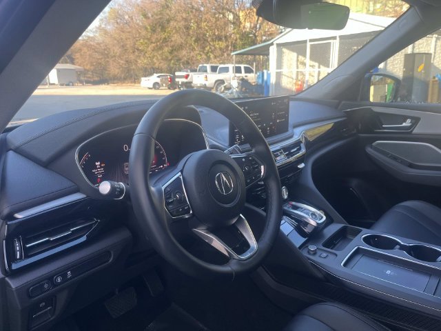 Used 2025 Acura MDX SH-AWD image 10