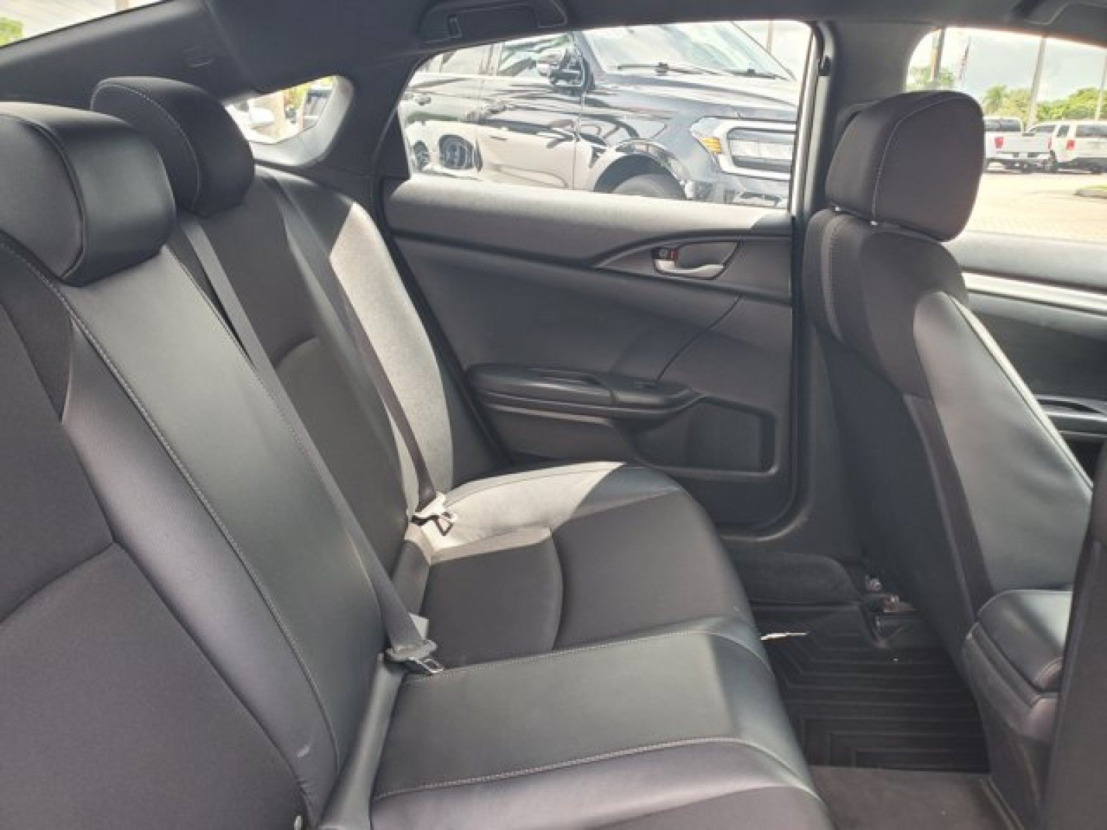 Used 2020 Honda Civic Sport image 29