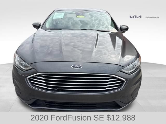 Used 2020 Ford Fusion SE FWD image 3
