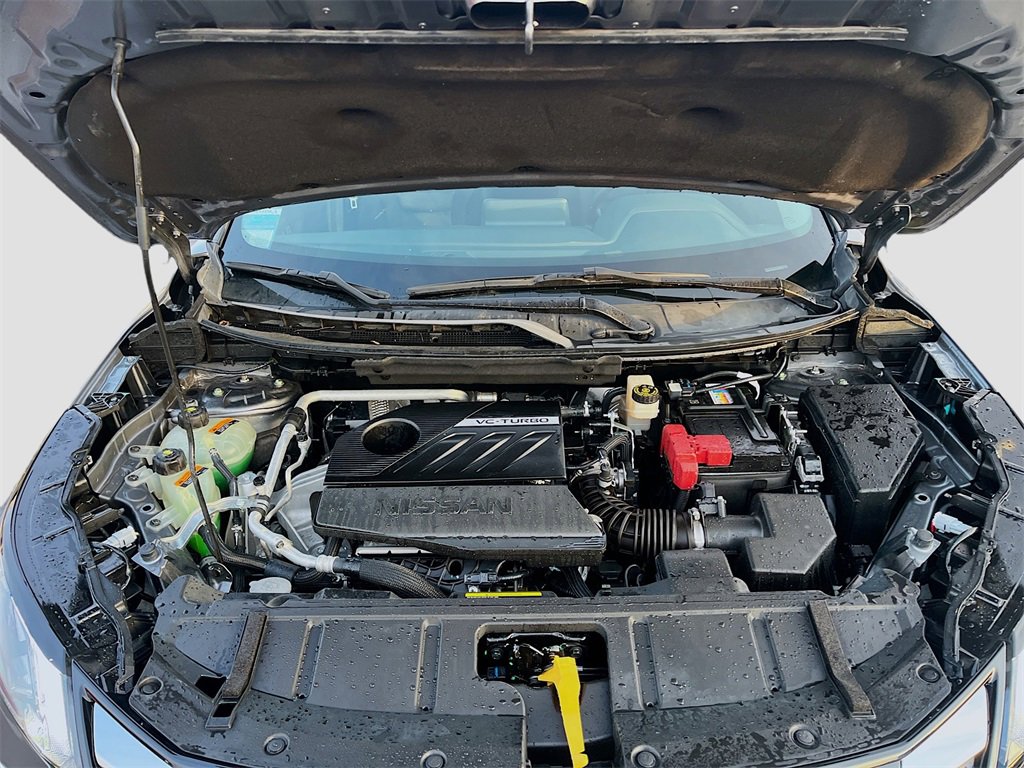 Used 2024 Nissan Rogue SV image 27