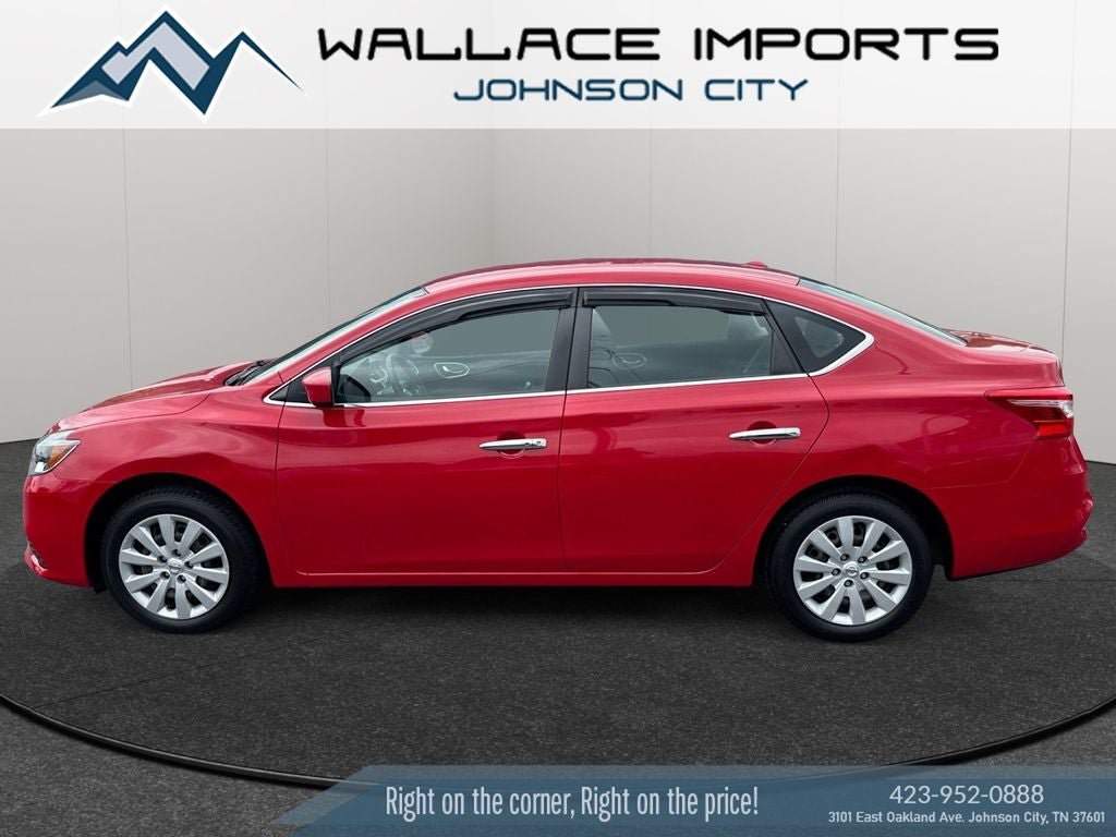 Used 2016 Nissan Sentra SV FWD image 1
