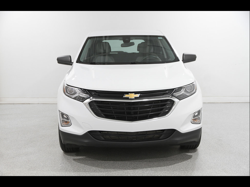 Used 2020 Chevrolet Equinox LS FWD image 2