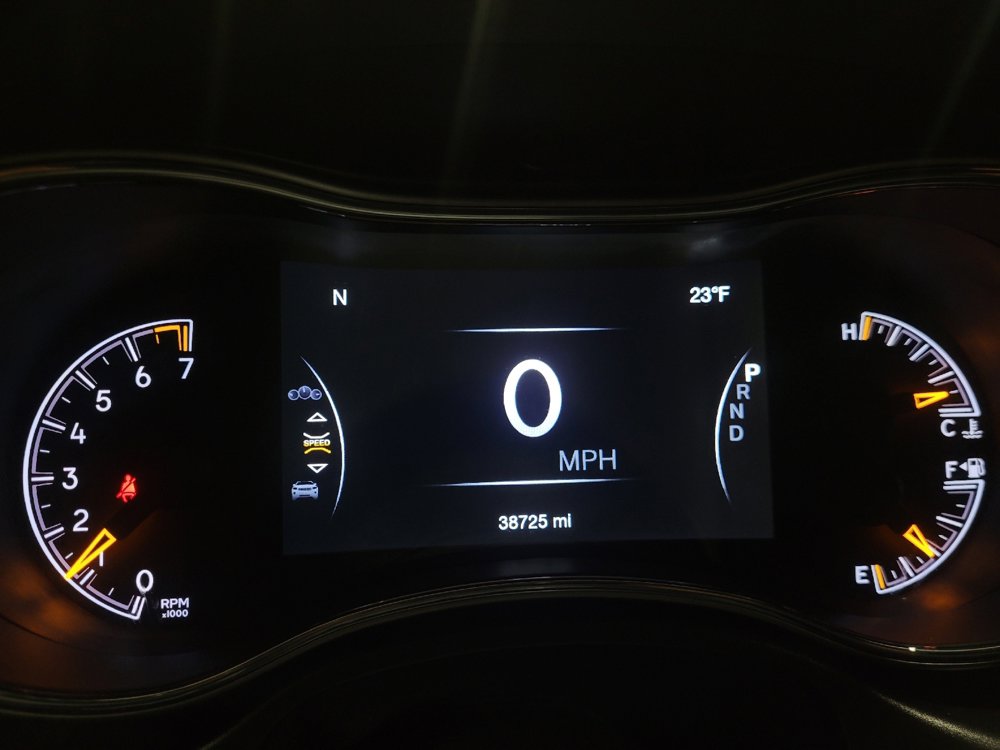 Used 2022 Jeep Grand Cherokee Limited image 23