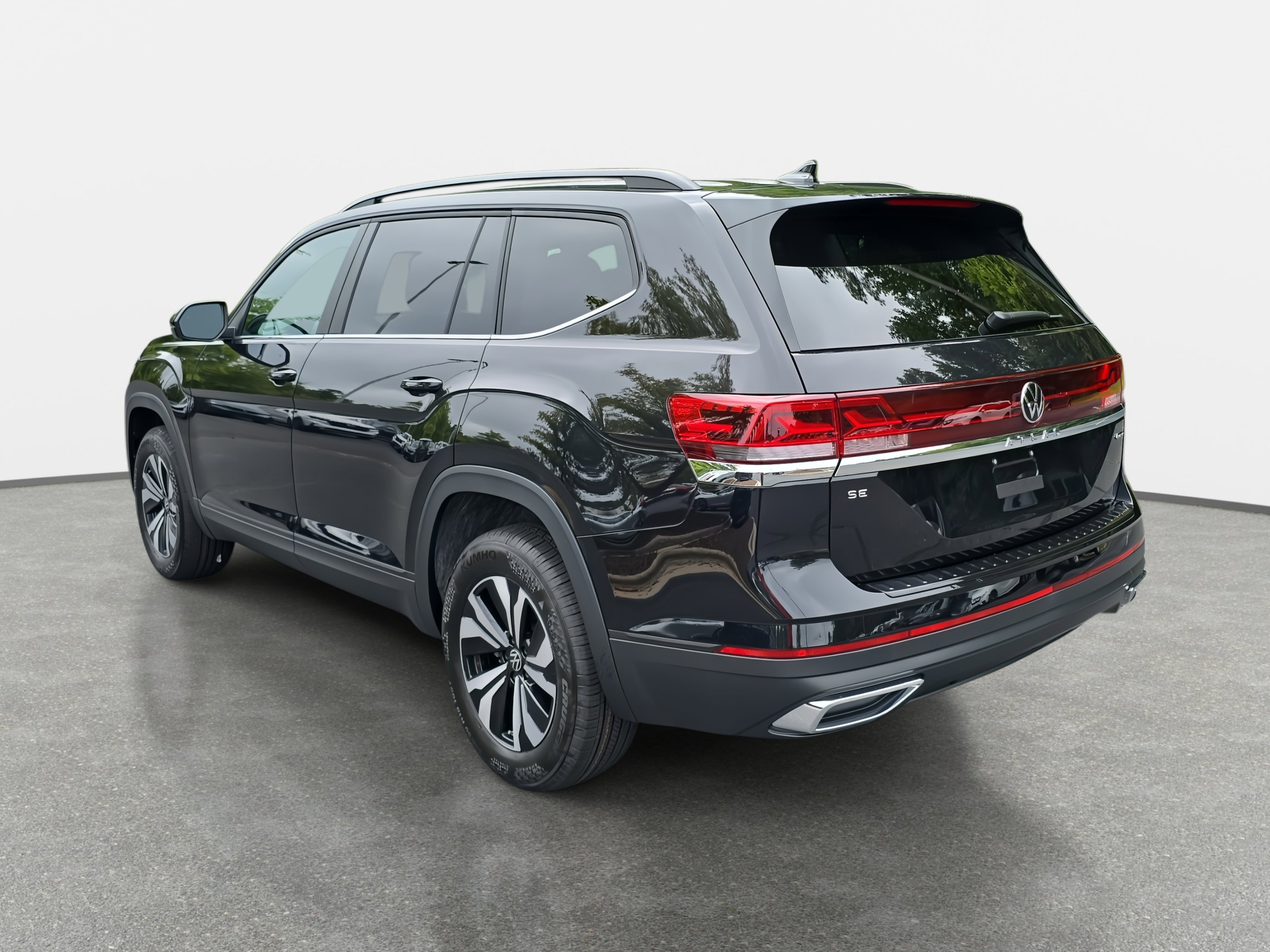 New 2026 Volkswagen Atlas SE image 5