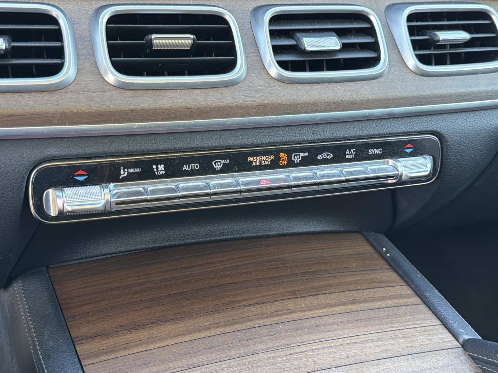 Used 2020 Mercedes-Benz GLS 450 4MATIC image 11