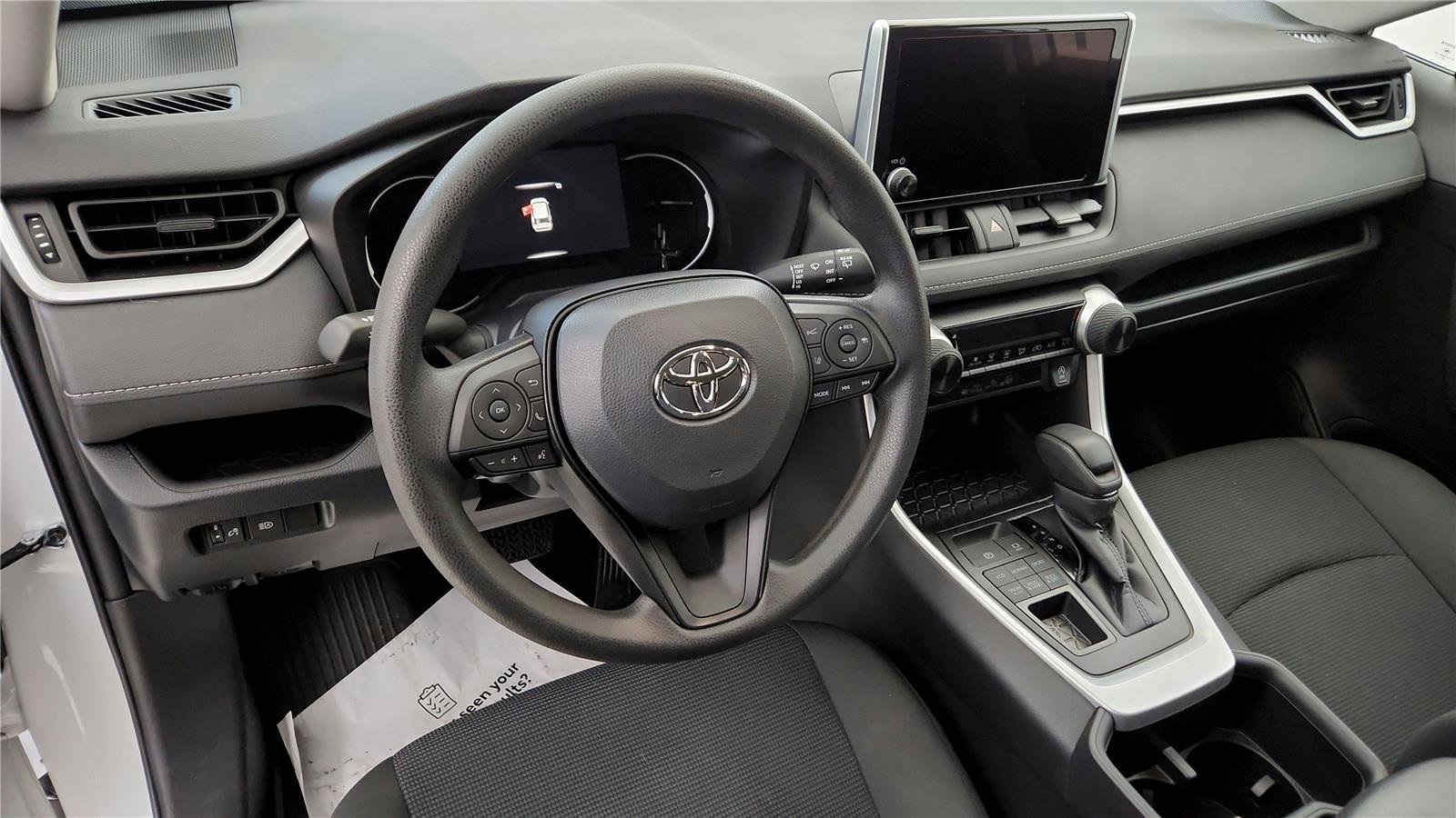 Used 2023 Toyota RAV4 LE image 24