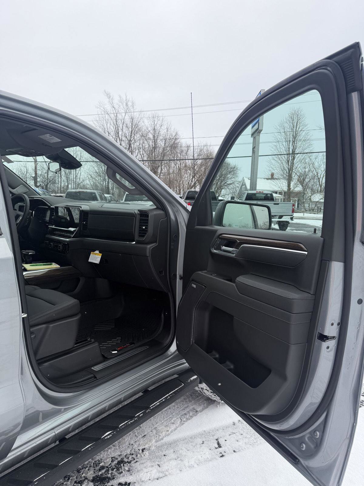 New 2026 Chevrolet Silverado 1500 LT Trail Boss w/ LT Trail Boss Premium Package image 17