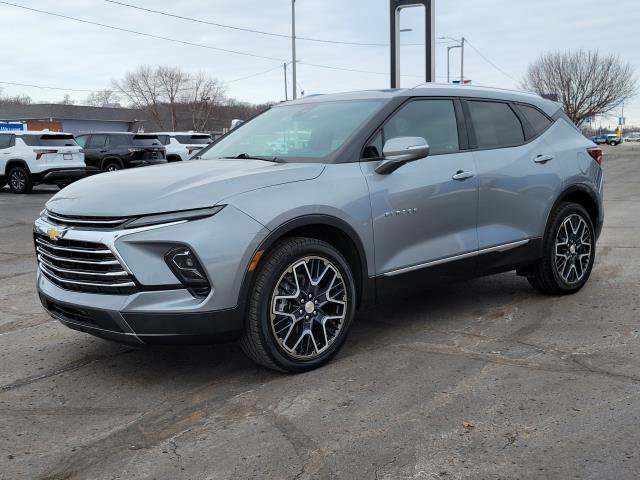 Used 2023 Chevrolet Blazer Premier w/ Driver Confidence II Package image 4
