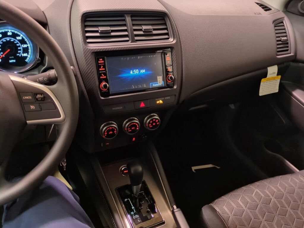 New 2025 Mitsubishi Outlander Sport ES AWD/4WD image 19