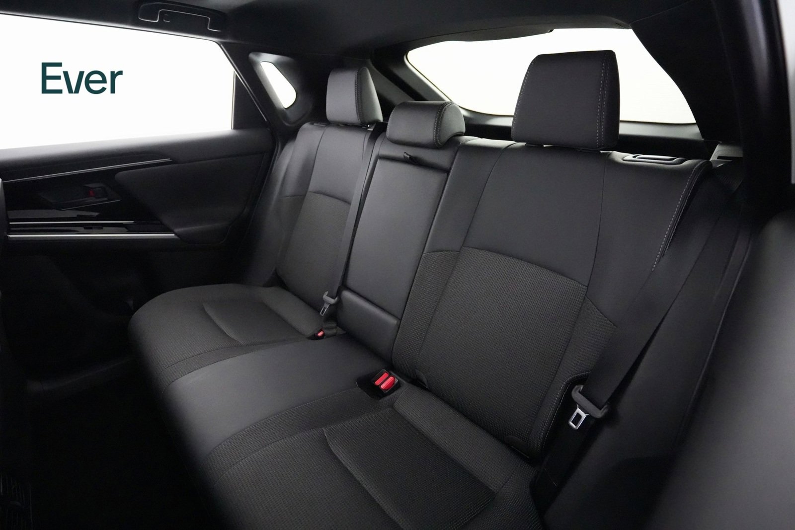 Used 2025 Toyota bZ4X FWD image 10