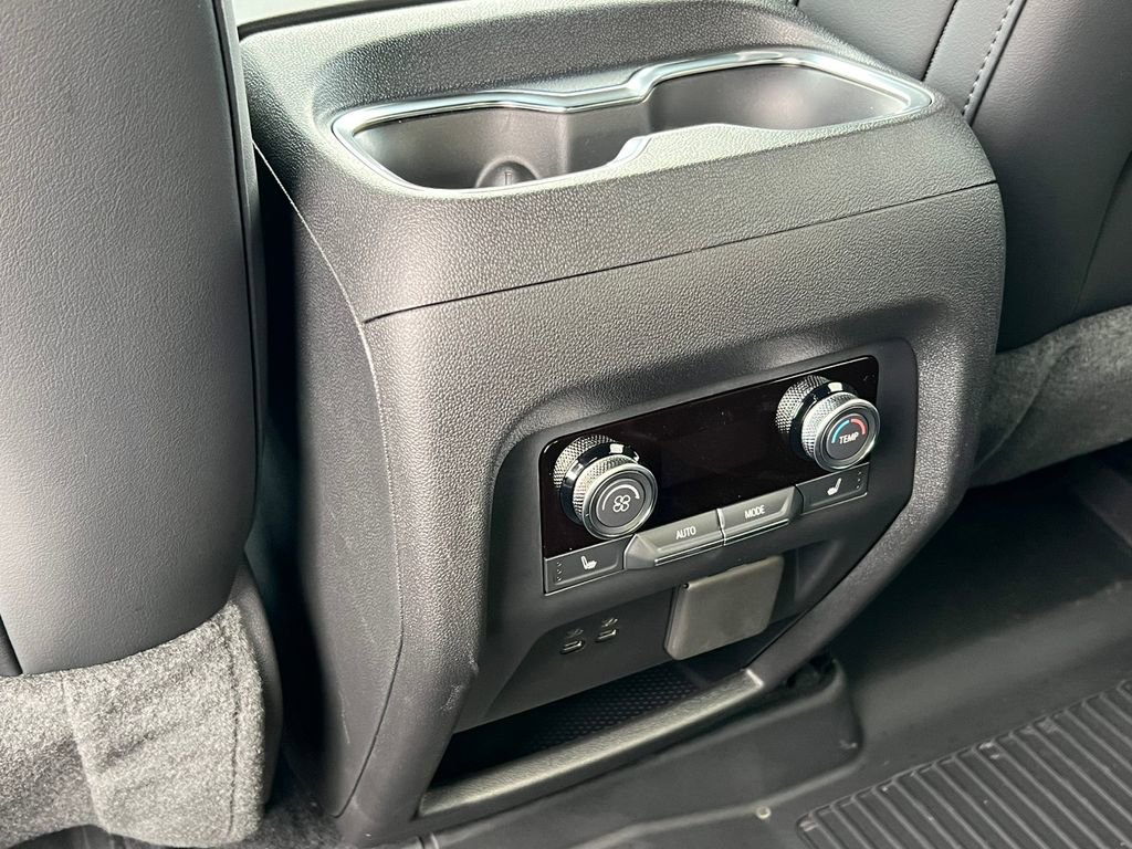 New 2026 Buick Enclave Avenir w/ LPO, Floor Liner Package image 36