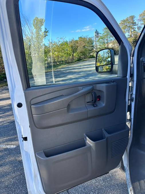 Used 2013 Chevrolet Express 1500 1500 3dr Cargo Van image 28