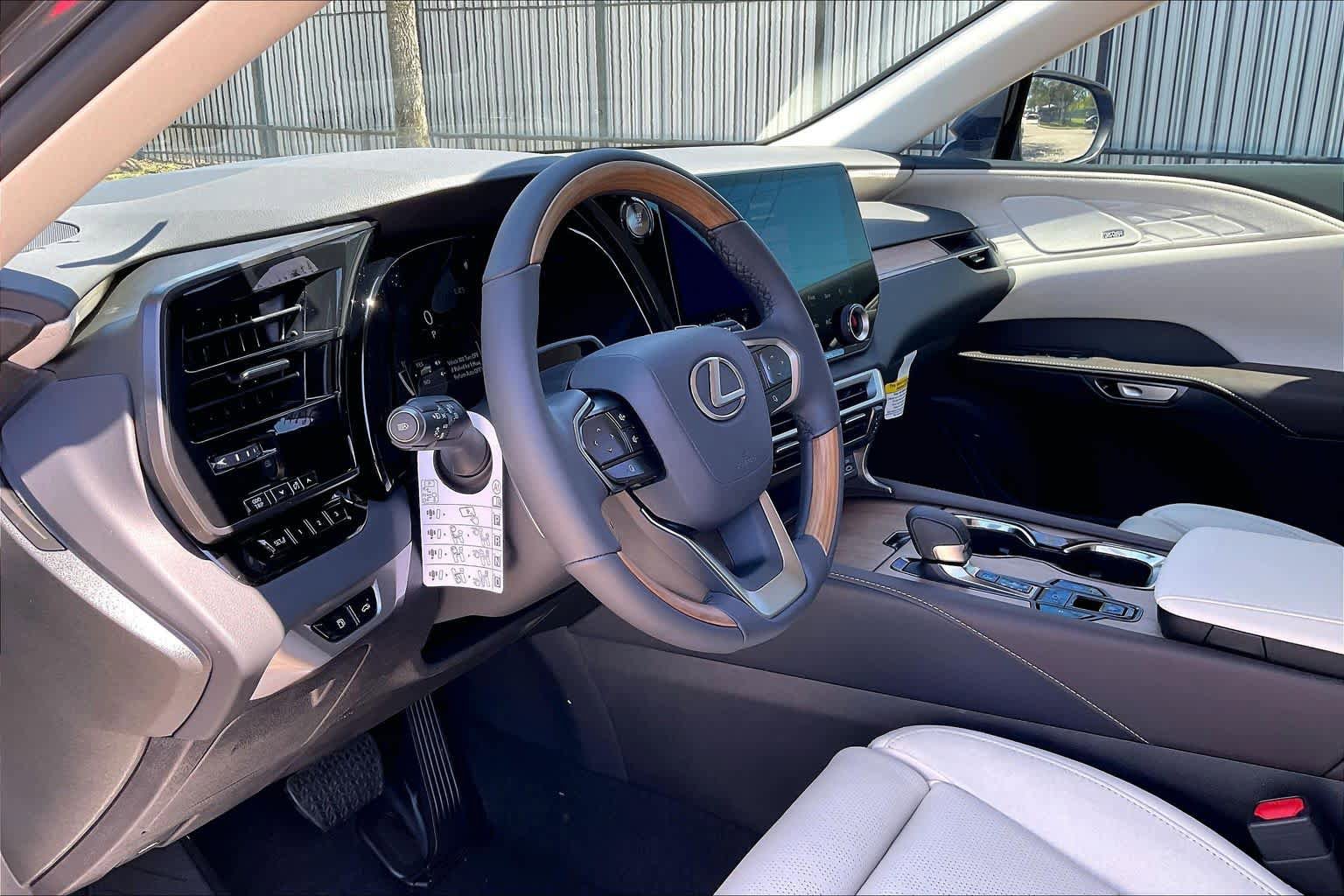 New 2026 Lexus RX 350 FWD image 10