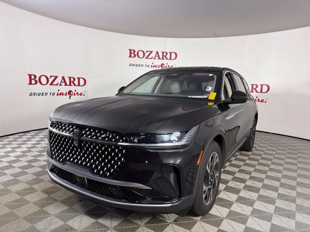 Certified 2025 Lincoln Nautilus Premier AWD/4WD image 6