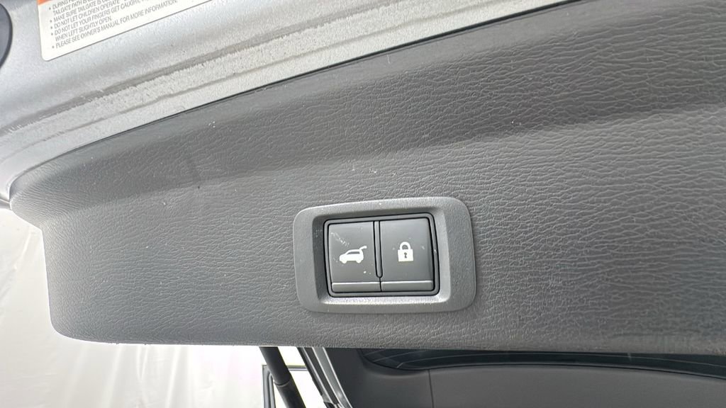 Used 2022 Mitsubishi Outlander SEL image 17