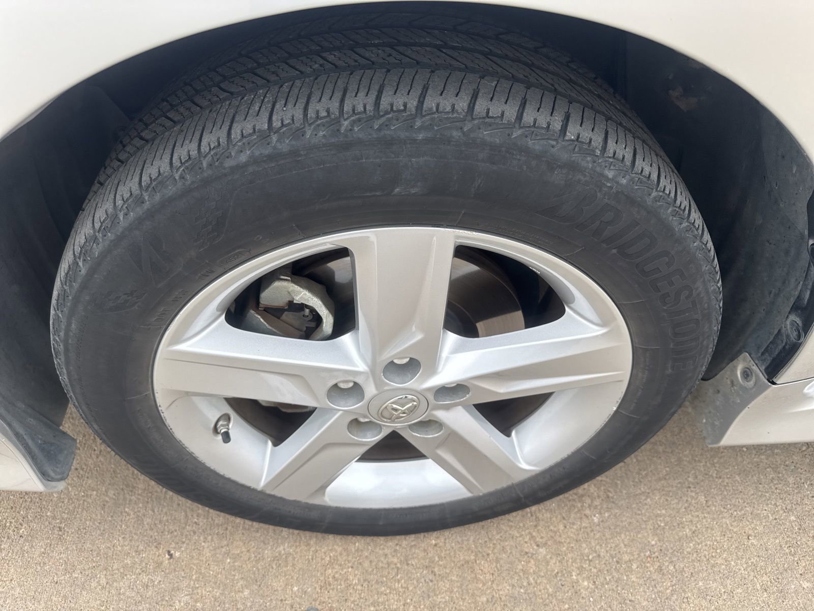 Used 2013 Toyota Camry SE image 9