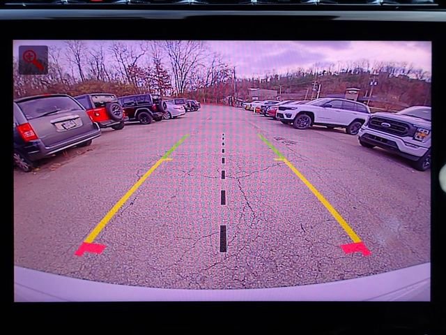 New 2025 Jeep Grand Cherokee Limited w/ Black Appearance Package image 20