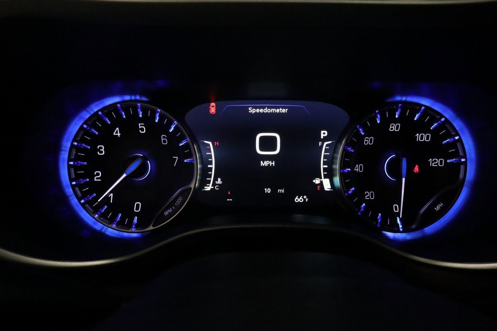 New 2026 Chrysler Pacifica Select image 6